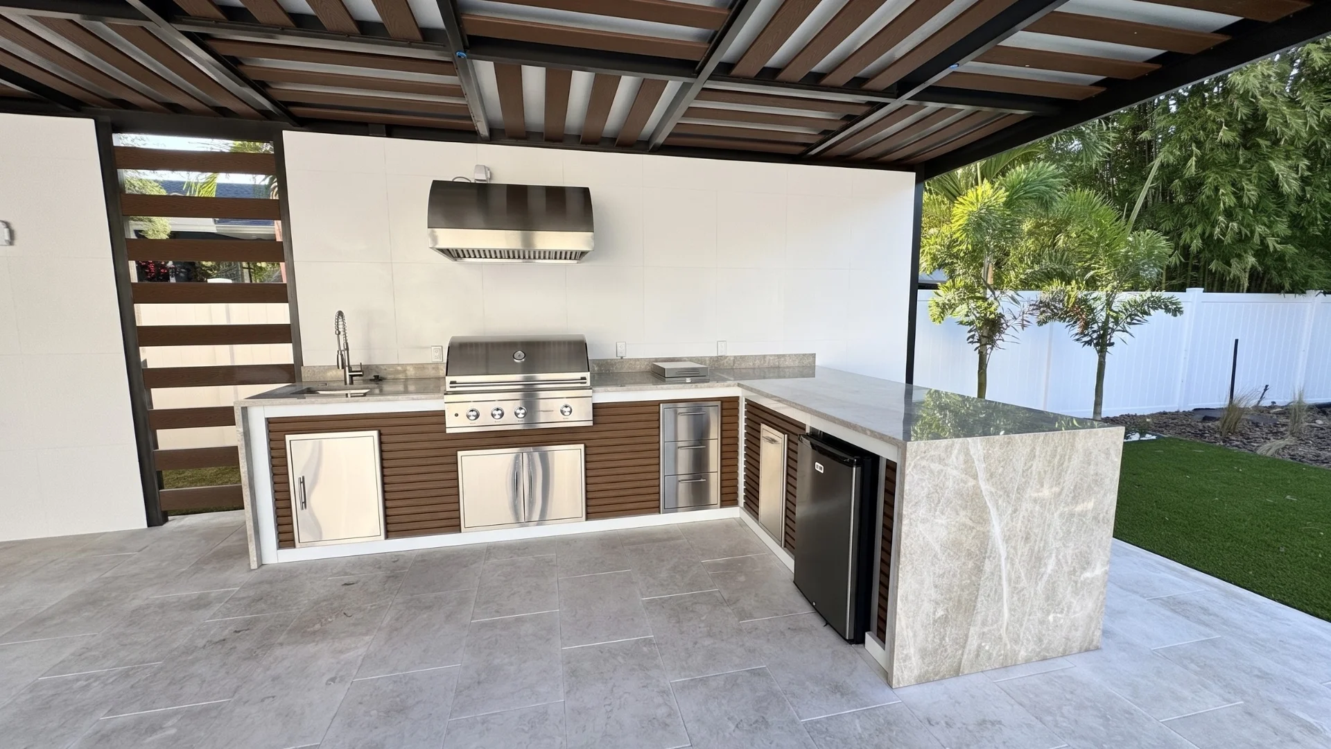 Outdoor Kitchens